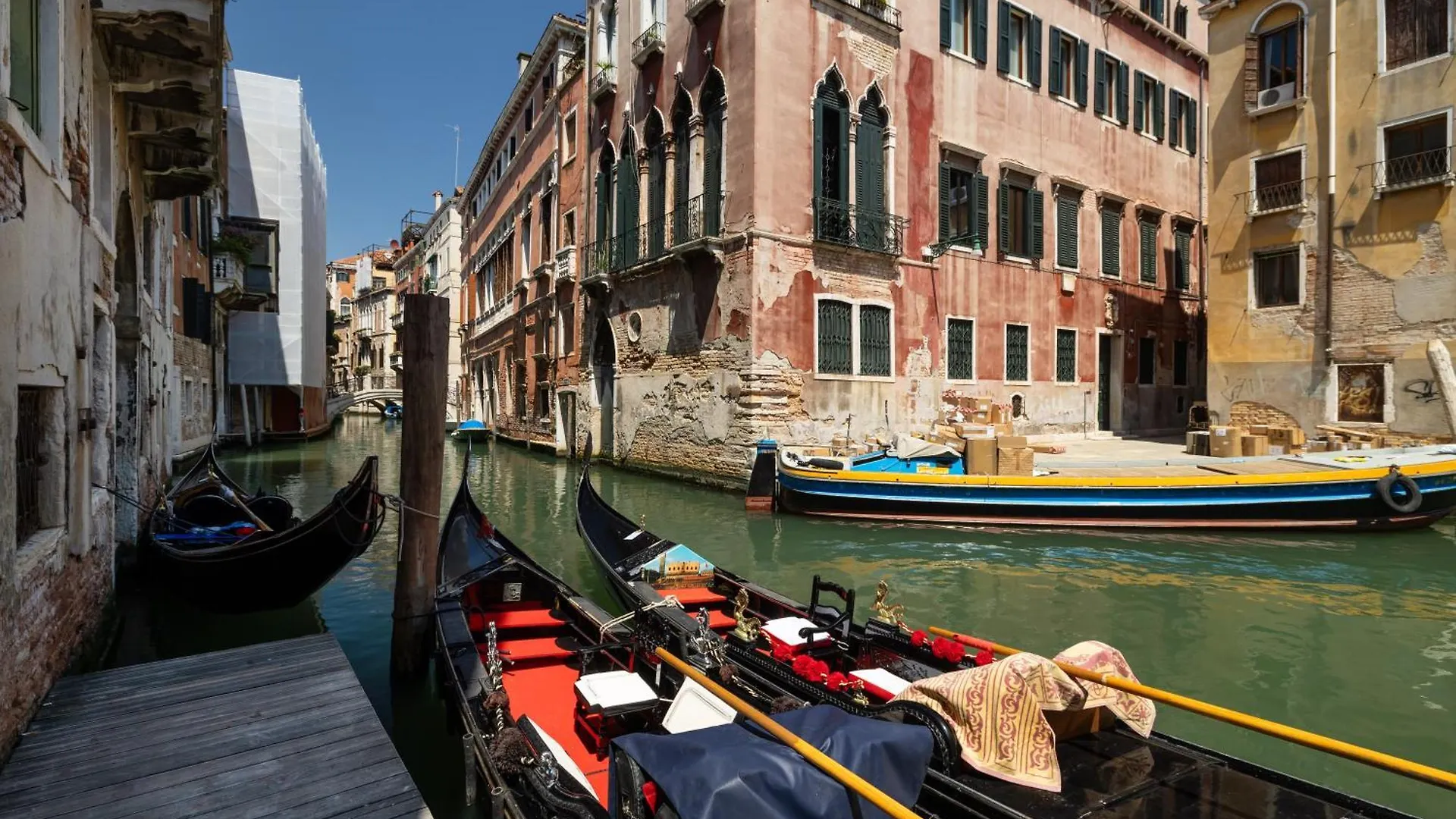 San Marco Canal View By Bricola Apartments Venice