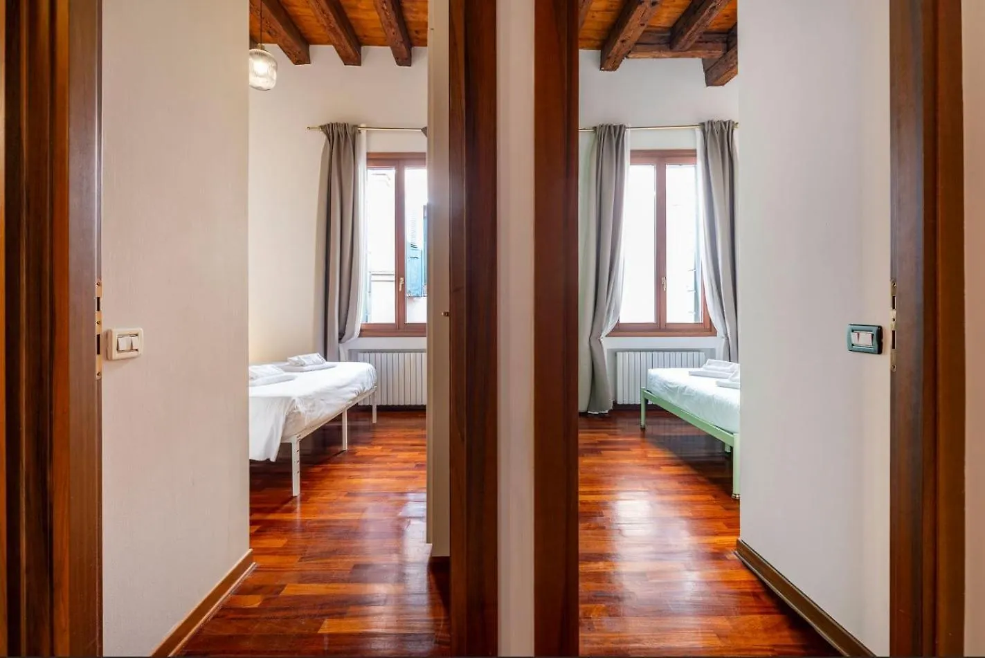 San Marco Canal View By Bricola Apartments Venedik 0*,  İtalya